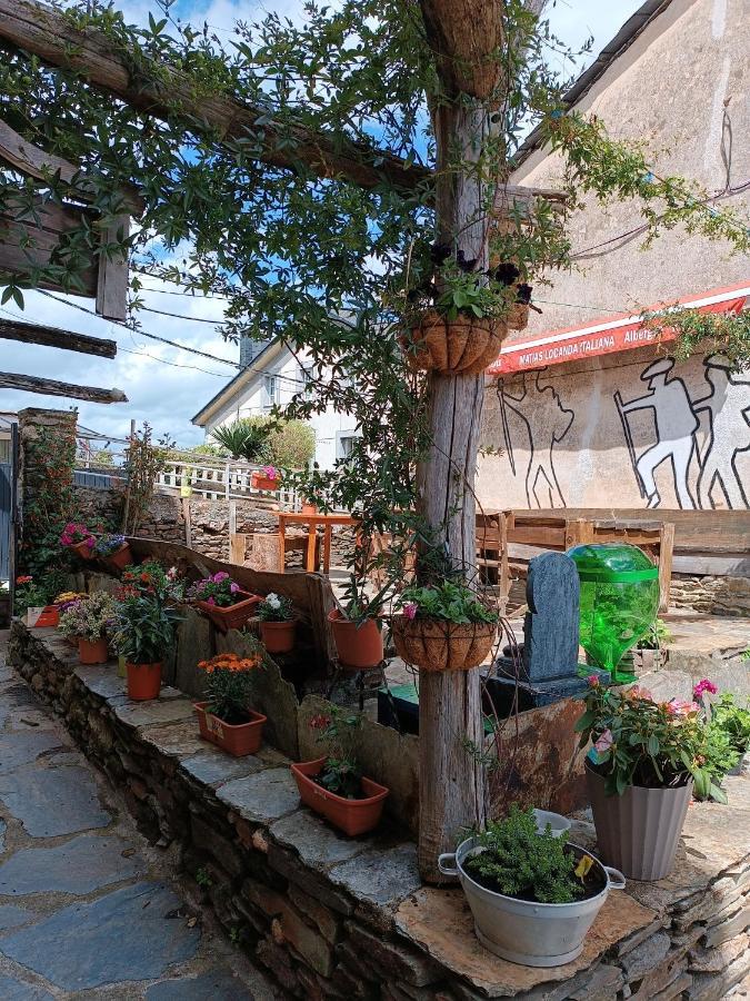 Pension Y Albergue Matias Locanda Sarria Eksteriør bilde