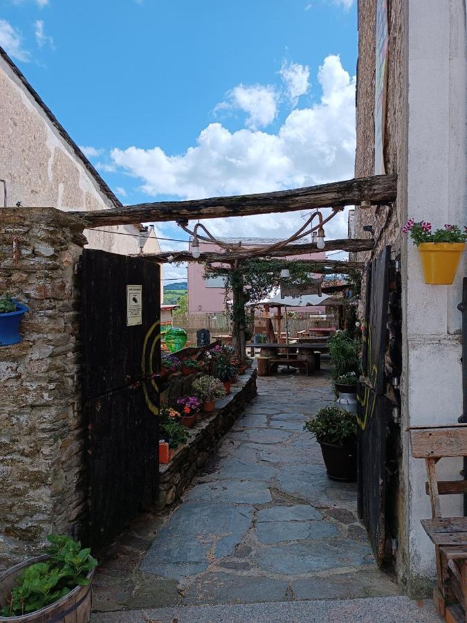 Pension Y Albergue Matias Locanda Sarria Eksteriør bilde